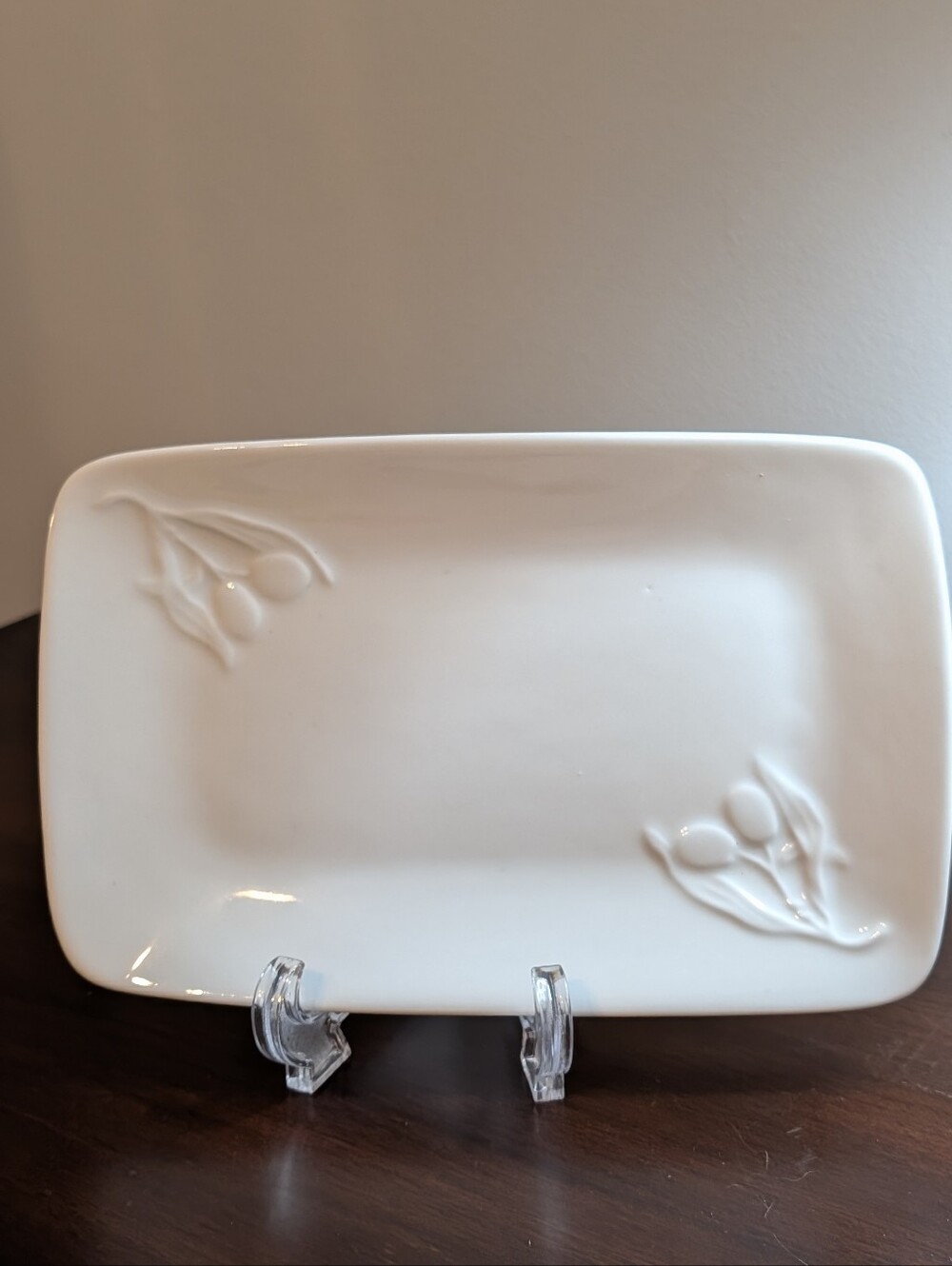Crate&Barrel White Porcelain Embossed Olive Tray